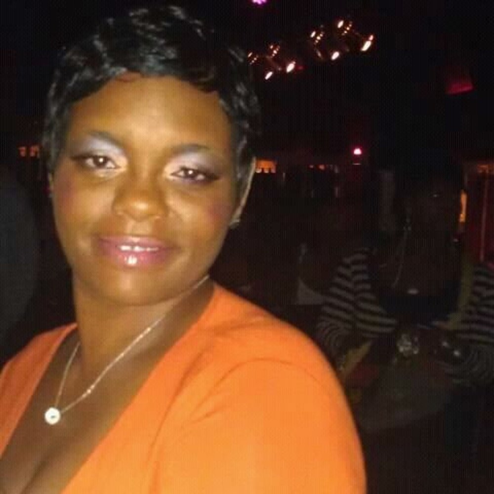 Meet your Posher, Alayne